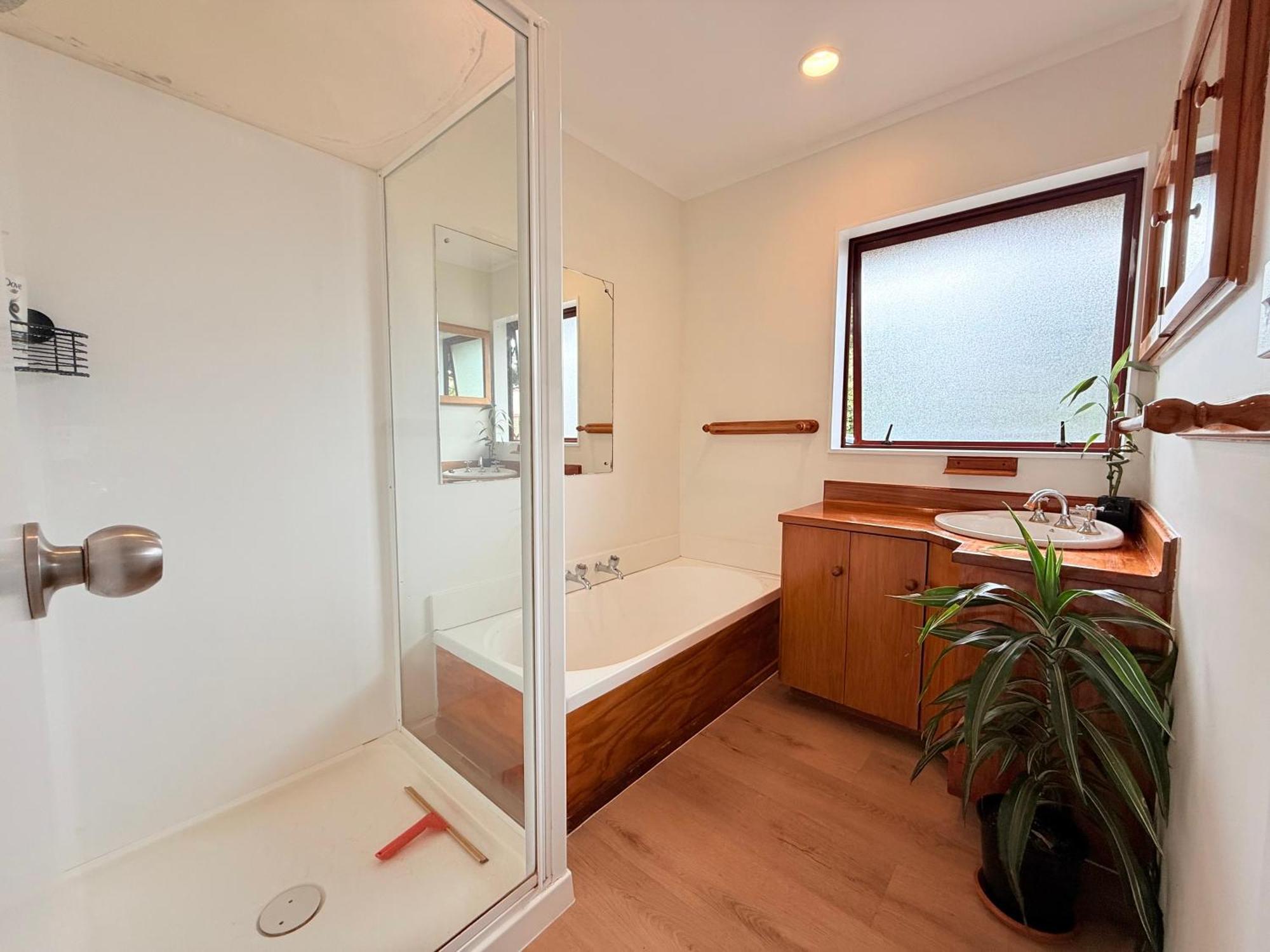 A Cabin With A Big View, Comfort And Tranquility, Close To Vines Martinborough Exterior foto